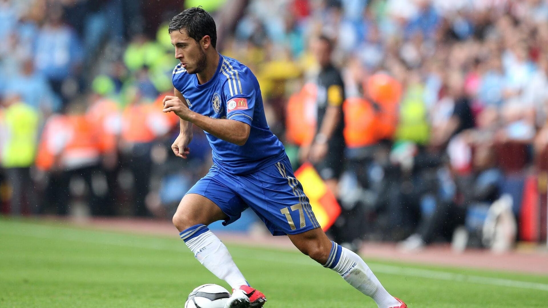 西班牙马术协会推出马术运动员心理健康支持计划，关注骑手身心健康。